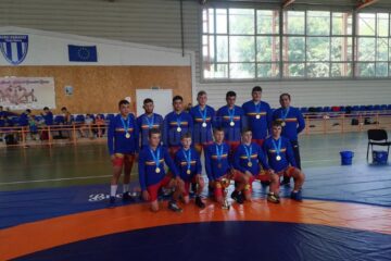 Echipa de lupte cadeți LPS Suceava a câștigat titlul de campioană națională a României
