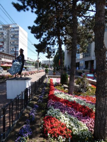 Statui levitante pe străzile Sucevei