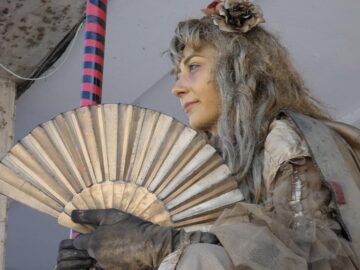 Statui levitante pe străzile Sucevei