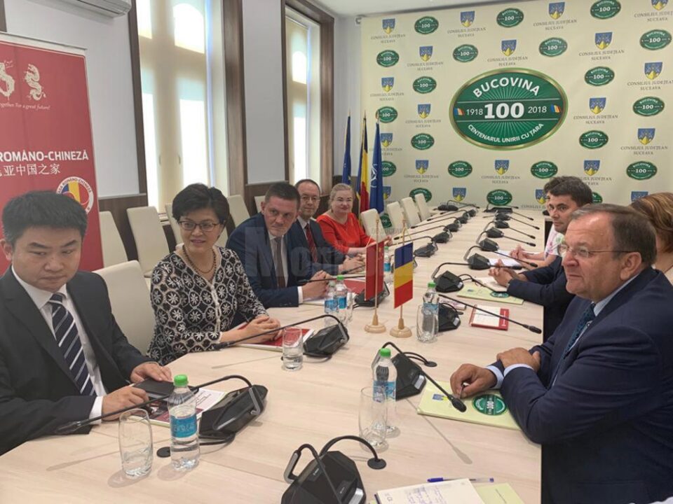 Flutur, invitat de ambasadorul Chinei la Conferința Alianței Internaționale a Turismului Montan