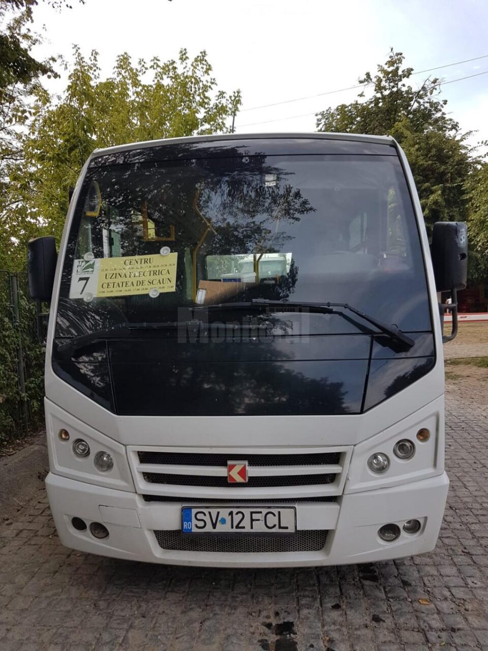 Microbuzul de pe linia 7, care merge la Cetate