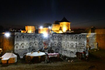 Videomaping pe zidurile Cetății Sucevei