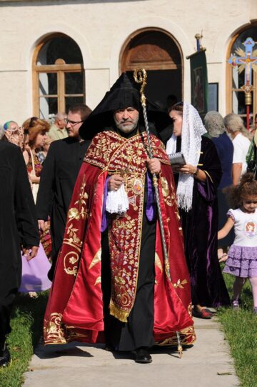 Armeni din toată țara alături de credincioși ortodocși, prezenți ieri la hramul Sfintei Maria, la Hagigadar