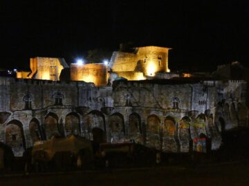 Proiecții video pe zidurile Cetății Suceava