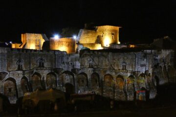 Proiecții video pe zidurile Cetății Suceava