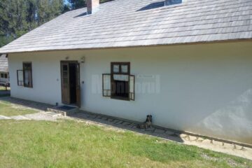 Școala din Securiceni