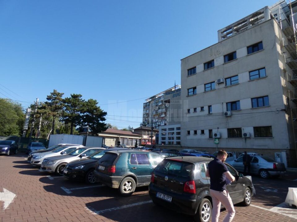 Start pentru amenajarea primei parcări supraterane din Suceava, lângă sediul Primăriei Start pentru amenajarea primei parcări supraterane din Suceava, lângă sediul Primăriei