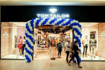 Singurul magazin din nordul țării al brandului Tom Tailor, deschis în Iulius Mall Suceava Singurul magazin din nordul țării al brandului Tom Tailor, deschis în Iulius Mall Suceava