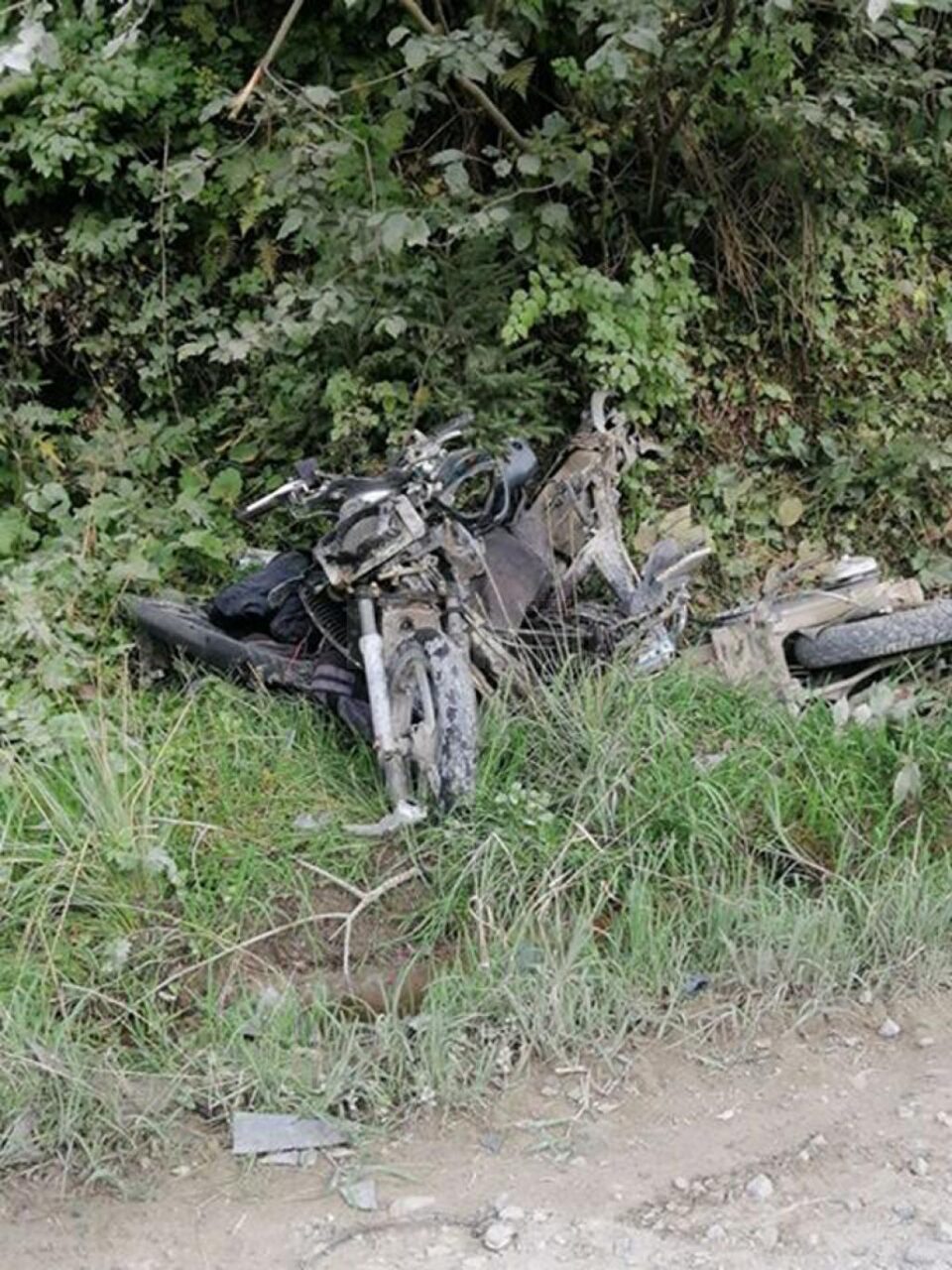 Motocicleta condusă de tânărul de 18 ani