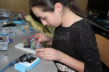 WizKids - Clubul de robotică de la Școala ,,George Voevidca” Câmpulung