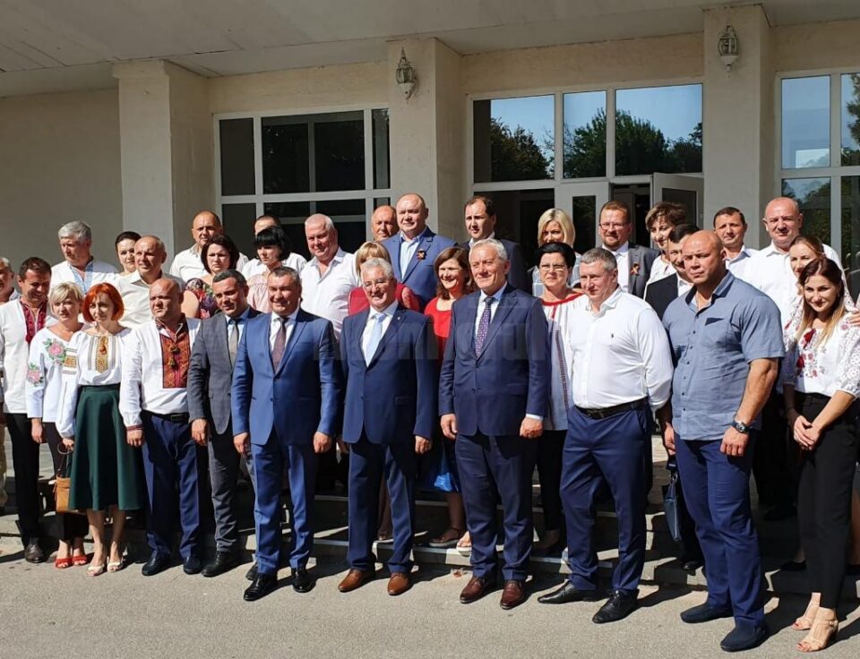 La deschiderea Festivalului de Arta Medievala din Soroca, primarul Ion Lungu a transmis salutul Cetății de Scaun a Sucevei 3