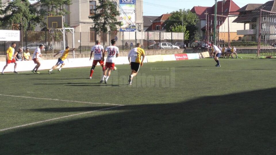 Cupa Nikodemus la minifotbal - mâine semifinalele, duminică finala
