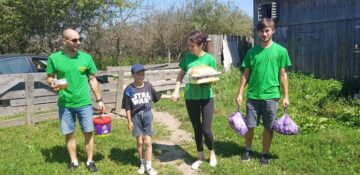 Patru frați necăjiți vor avea o casă nouă cu ajutorul Asociației ,,Licuricii fericiți” din Câmpulung Moldovenesc