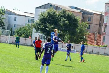 Duelurile fotbalistice dintre Fălticeni și Rădăuți au fost întotdeauna animate. Foto Cristian Plosceac