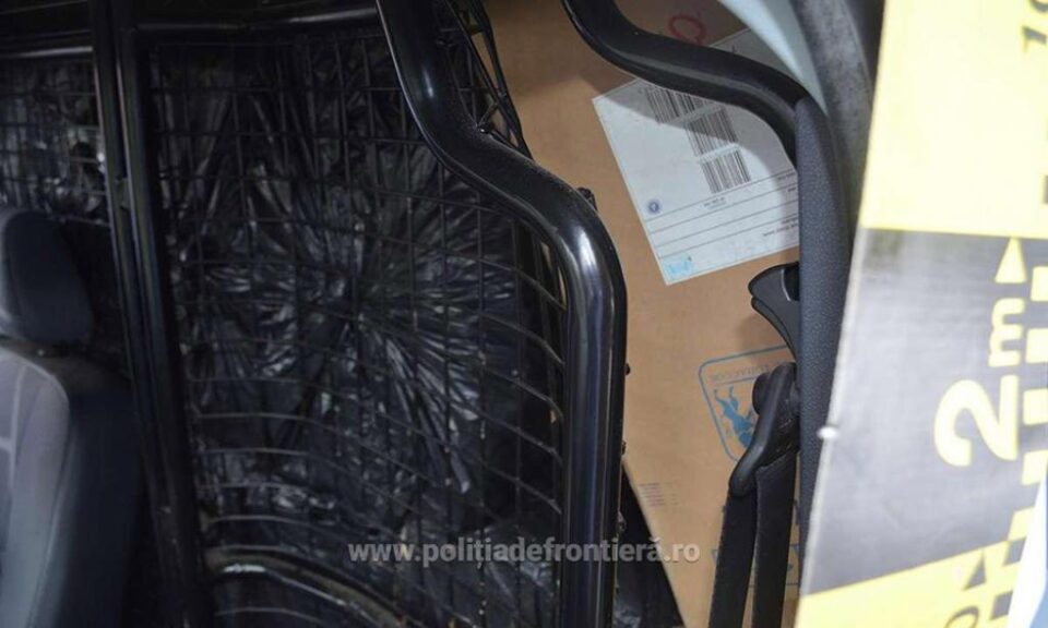 Țigările, în valoare de aproximativ 136.000 de lei, au fost ridicate în vederea confiscării