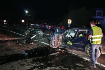 Accidentul de pe 29 august în care doi soți au fost accidentați mortal după ce mașina cu care se deplasau regulamentar a fost lovită violent de un BMW condus de un șofer din Botoșani