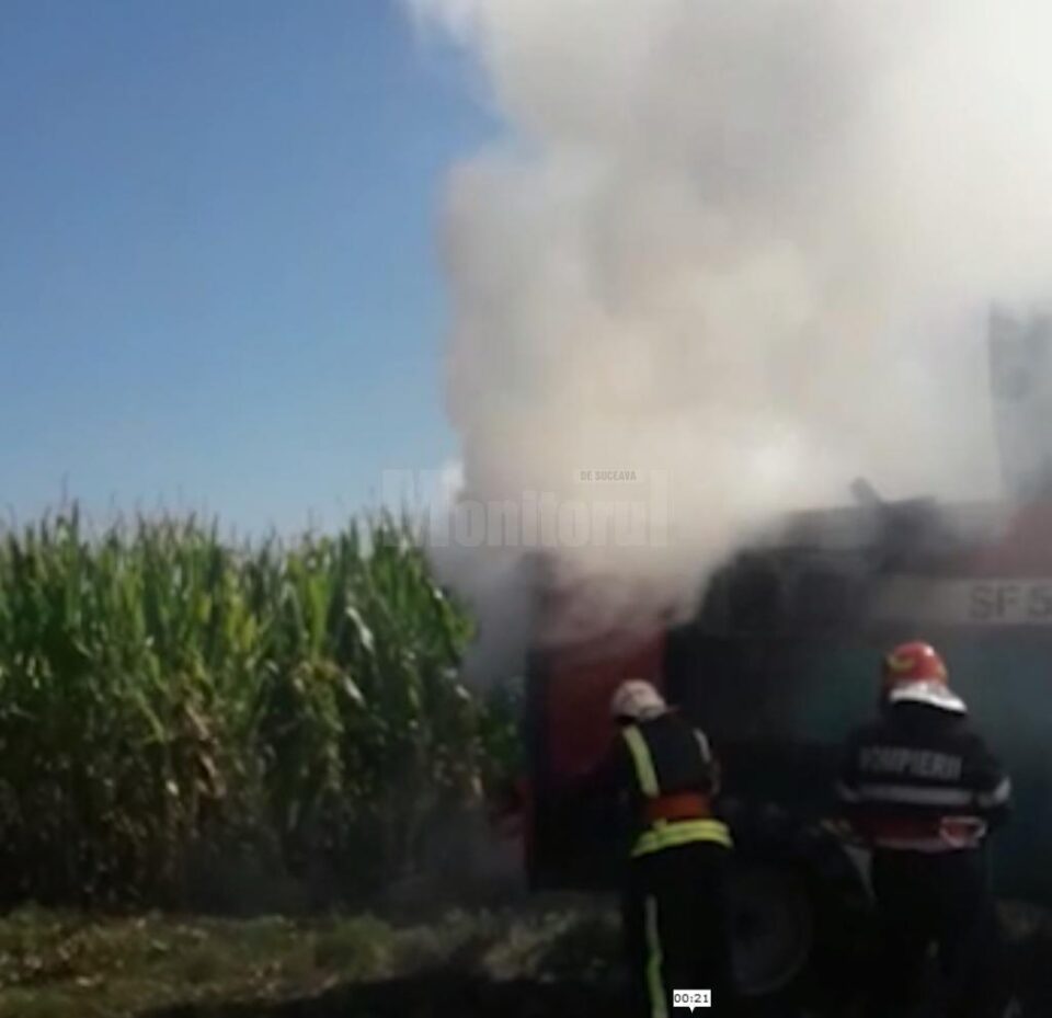 Incendiu la o combină agricolă, la Marginea