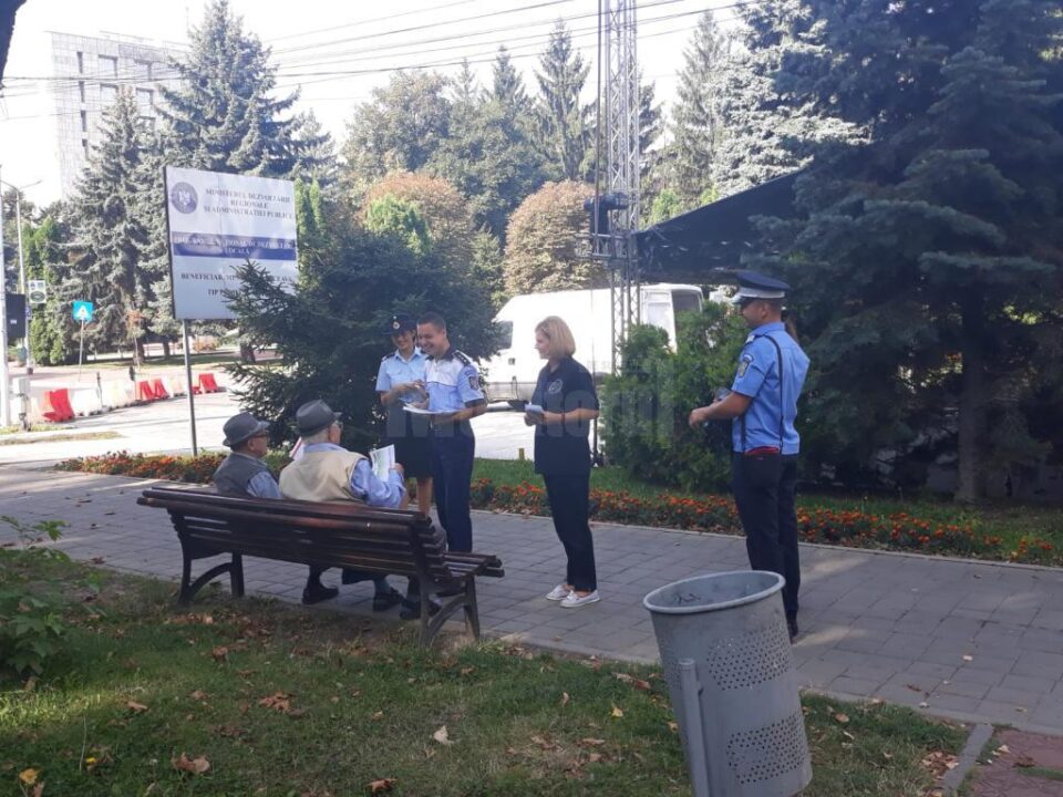 Discutii cu elevii, parintii si bunicii
