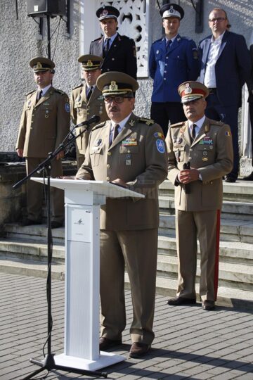 Prima defilare în uniforma militară pentru cei 120 de boboci ai Colegiului Militar din Câmpulung