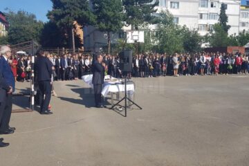 Porțile Colegiului Național de Informatică „Spiru Haret” Suceava s-au redeschis, luni, pentru cel de-al 29-lea an școlar