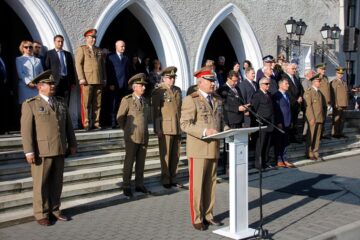 Prima defilare în uniforma militară pentru cei 120 de boboci ai Colegiului Militar din Câmpulung
