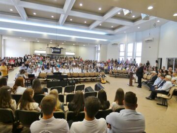 Ion Lungu a participat la deschiderea anului școlar în 16 unități de învățământ, din toate cartierele Sucevei