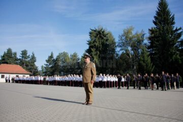 Prima defilare în uniforma militară pentru cei 120 de boboci ai Colegiului Militar din Câmpulung