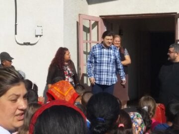 Început de an școlar la Gulia. Elevii sunt relocați la Săndeni până la finalizarea reabilitării școlii din sat