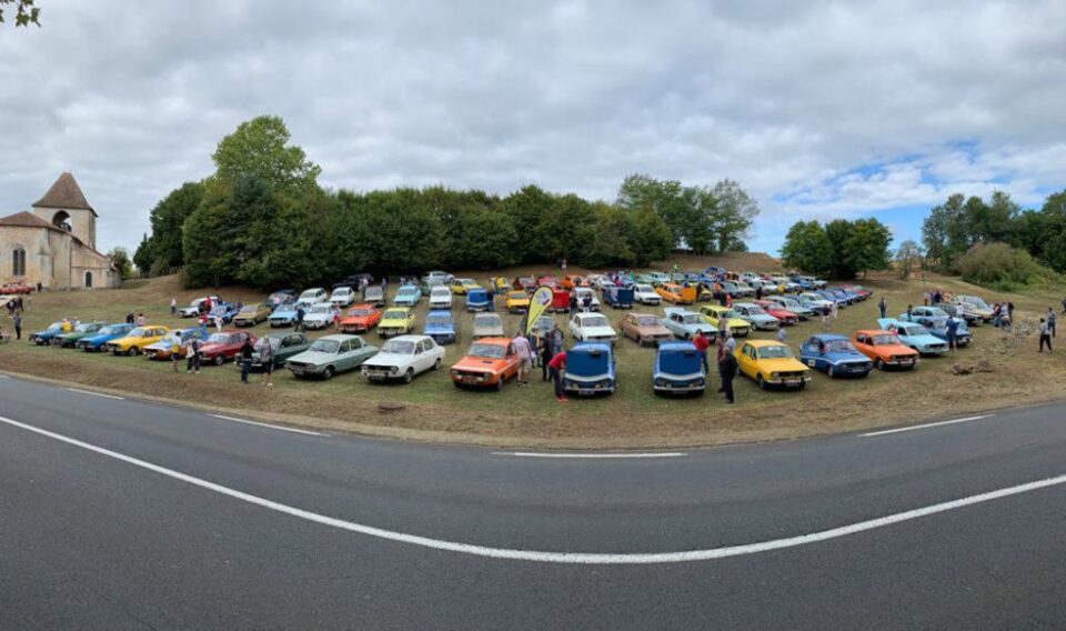 Suceveanul Dănuț Crainiciuc a obținut titlul „Best of show” cu Dacia sa la jubileul Renault 12 din Franța