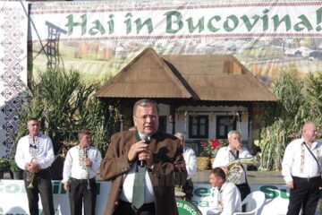 Gheorghe Flutur a deschis oficial Târgul de toamnă „Produs în Bucovina”