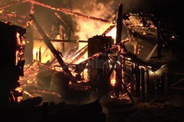 Pagube de 150.000 de lei, în urma unui incendiu într-o gospodărie din comuna Baia