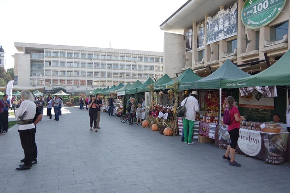 Târgul "Produs în Bucovina" este organizat în centrul Sucevei