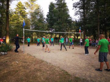 Locuitorii comunei Bilca au transformat un teren viran în „Parcul Prieteniei” după o muncă de nouă luni