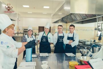 Trei zile de „antrenament gastronomic”, alături de „Mentori de gust”, la Centrul de Afaceri "Club Bucovina" din Gura Humorului