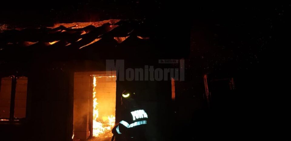 Incendiu cu pagube de aproape 100.000 de lei la o gospodărie din comuna Mălini