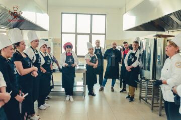 Trei zile de „antrenament gastronomic”, alături de „Mentori de gust”, la Centrul de Afaceri "Club Bucovina" din Gura Humorului