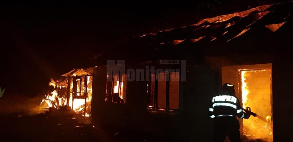 Incendiu cu pagube foarte mari la o gospodărie din satul Suha, comuna Mălini