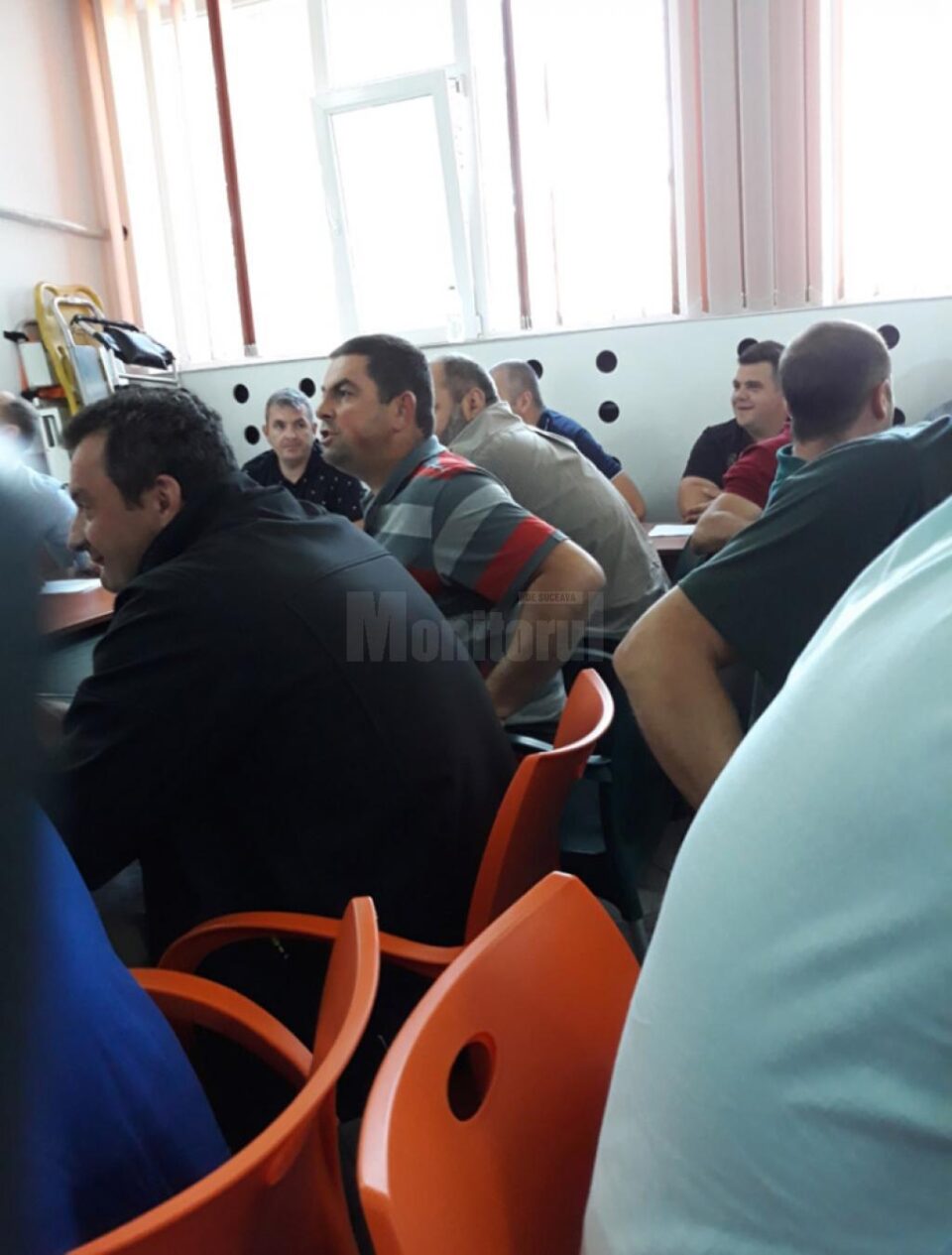 Concursul pentru un post de ambulanțier