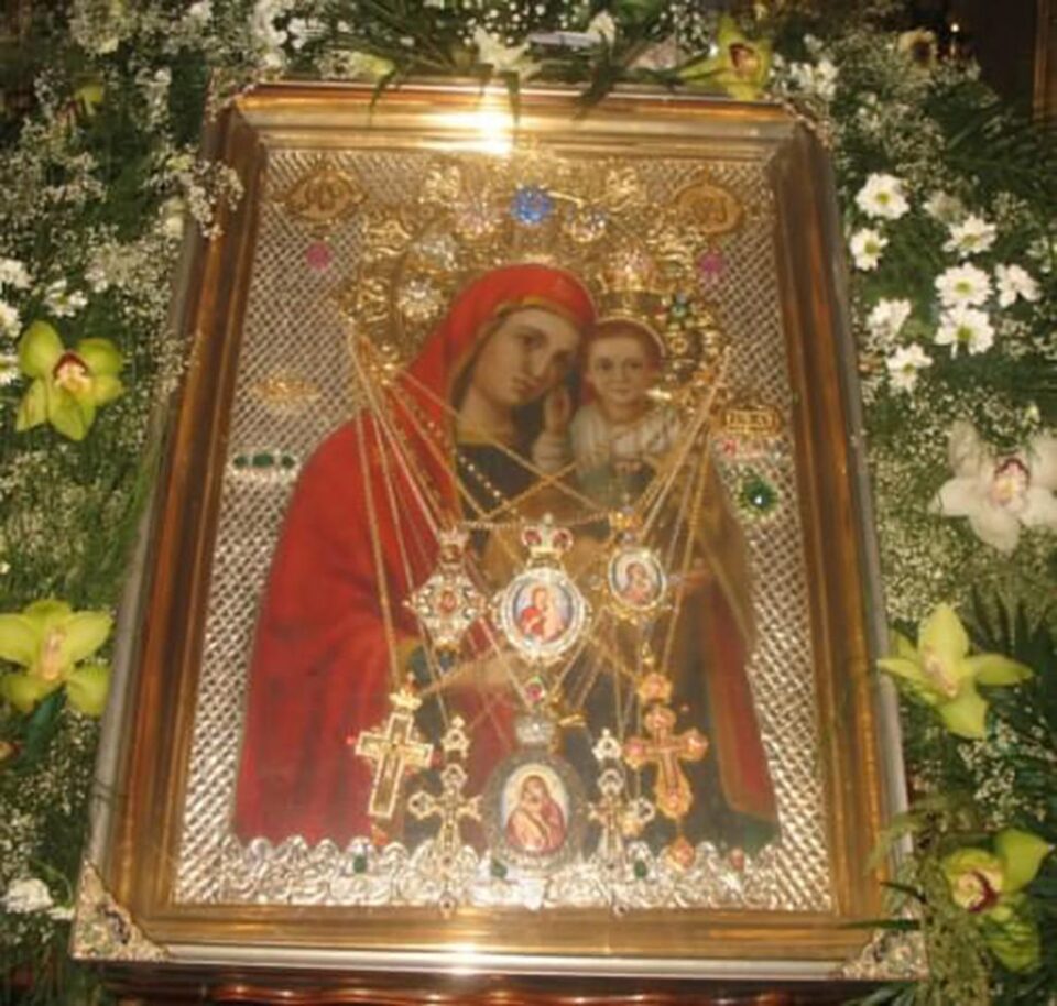 Procesiune religioasă cu Icoana Maicii Domnului „Plângătoare” de la Boian Procesiune religioasă cu Icoana Maicii Domnului „Plângătoare” de la Boian