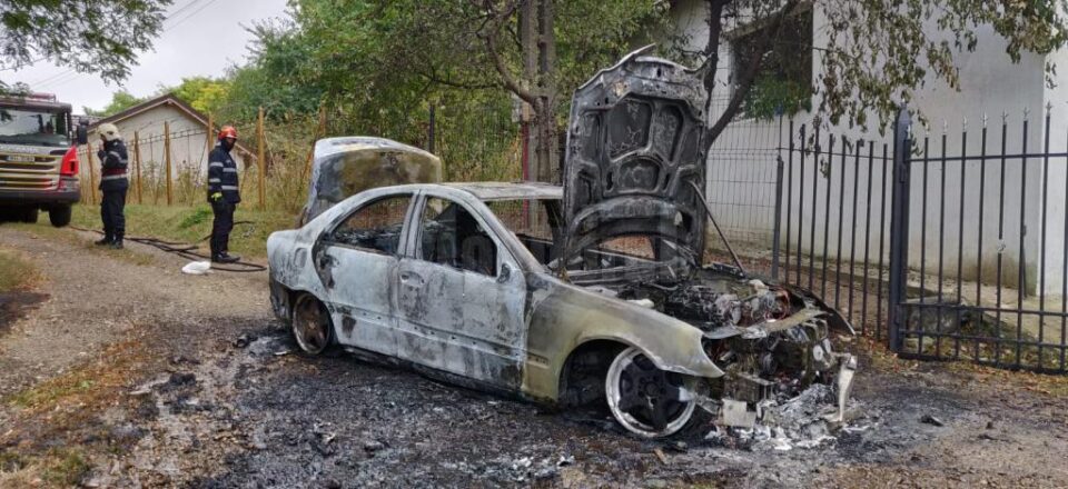incendiu masina4