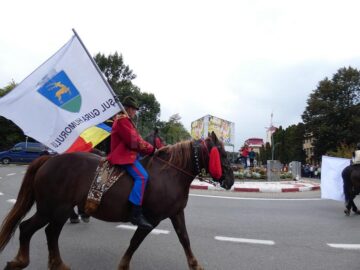 Festivalul berii - Oktoberfest în Est, deschis la Gura Humorului cu o paradă impresionantă, muzică și râuri de bere