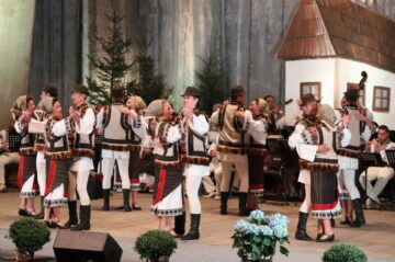 Proiectul „10 pentru folclor”, ediția a IV-a