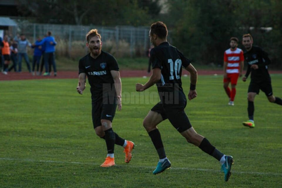 Alecsandru și Plămadă au conlucrat excelent la primul gol al Bucovinei. Foto Cristian Plosceac Alecsandru și Plămadă au conlucrat excelent la primul gol al Bucovinei. Foto Cristian Plosceac