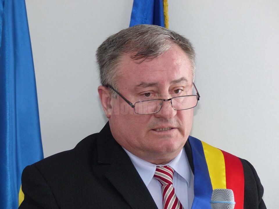Primarul comunei Cornu Luncii, Gheorghe Fron