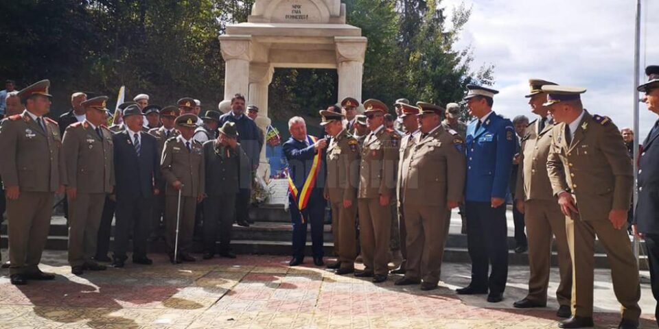 Numeroși militari nu l-au uitat pe Grosaru și au venit la mormântul său de la Păiseni și la 12 ani de la tragica sa dispariție