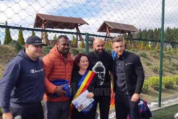 Primarul Violeta Țăran alături de rugbistul Viorel Lucaci