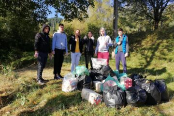 Implicare civică din partea elevilor militari