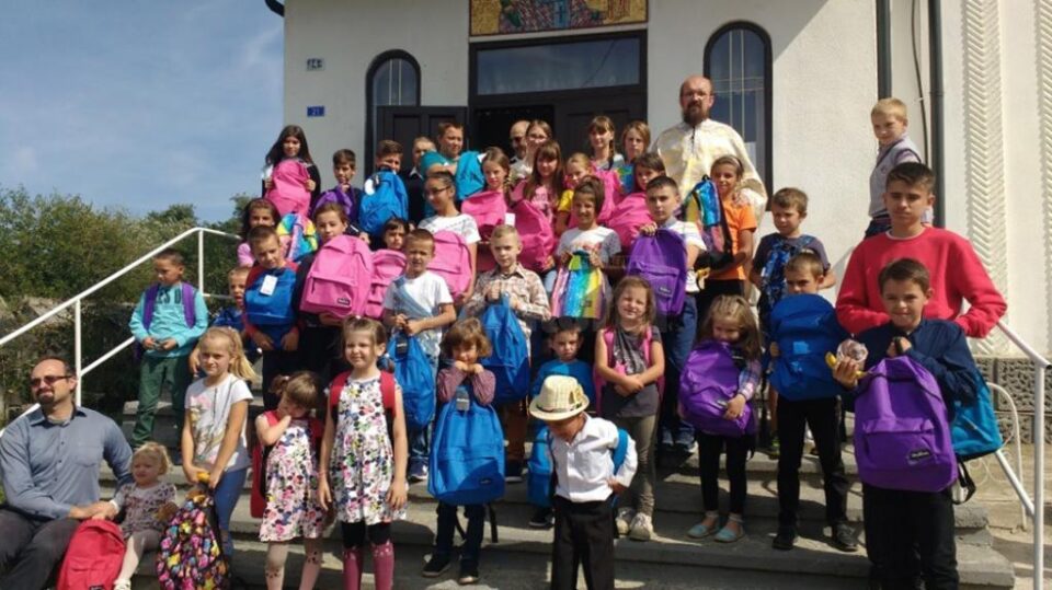 Bucuria de a dărui și a sprijini educația