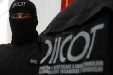 Procurorii DIICOT au pus sub acuzare încă trei traficanți de fete care se prostituau pentru ei