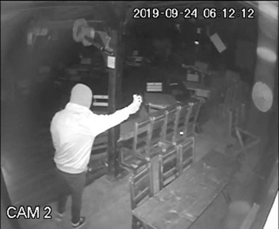 Hoțul, în interiorul clubului